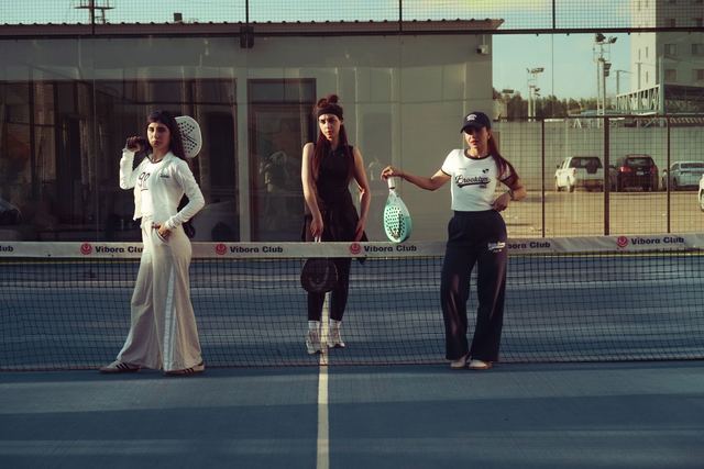 Premiers pas au padel, de la réservation à la partie en double Premiers pas au padel, de la réservation à la partie en double